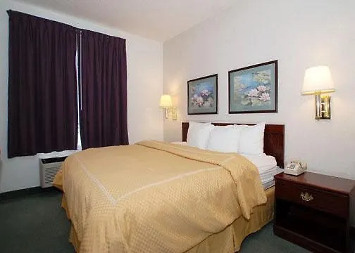 Comfort Airport Hotel Columbus